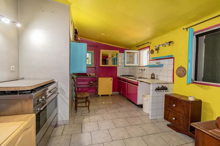 Image No.82-7 Bed House for sale