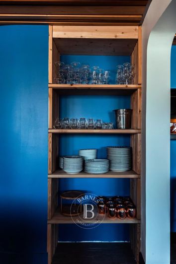 Image No.23-8 Bed Apartment for sale