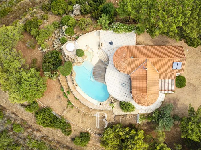 Image No.21-3 Bed House for sale