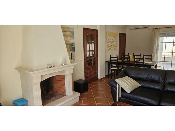 Image No.14-4 Bed House for sale
