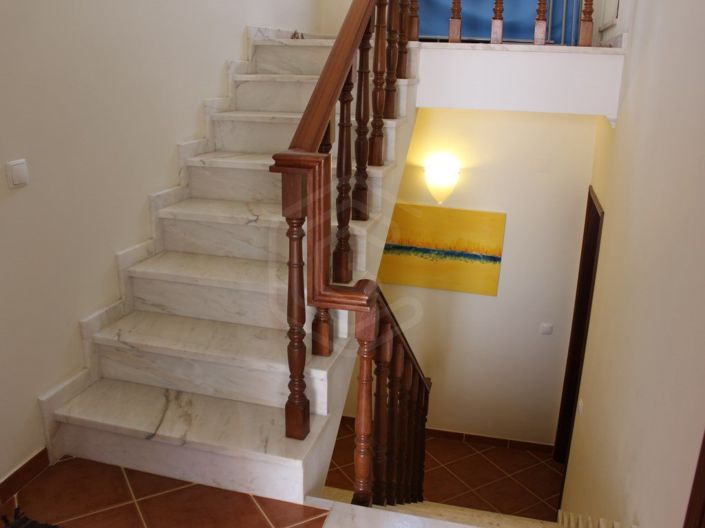 Image No.24-4 Bed House for sale