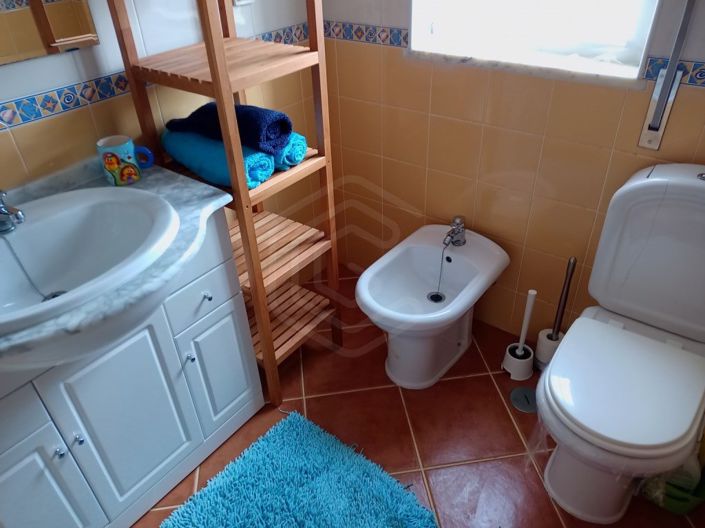 Image No.37-4 Bed House for sale