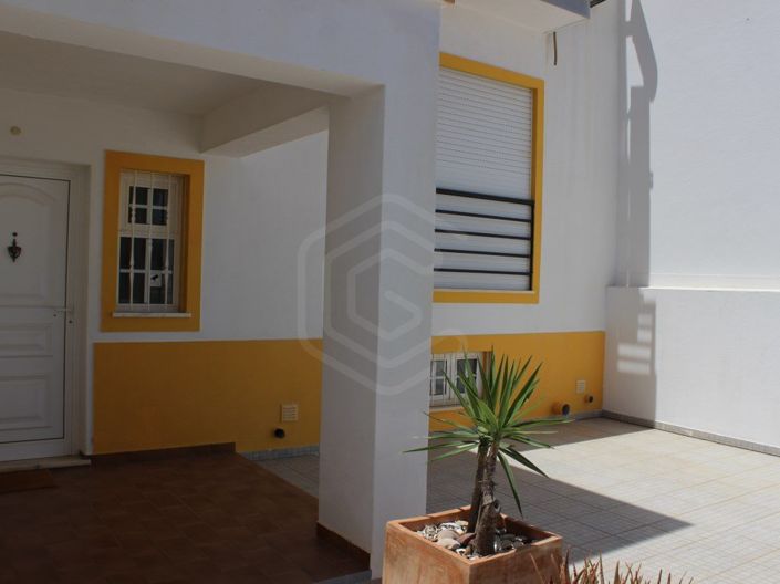 Image No.4-4 Bed House for sale
