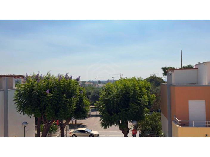 Image No.46-4 Bed House for sale