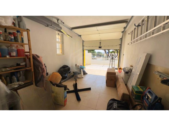 Image No.48-4 Bed House for sale