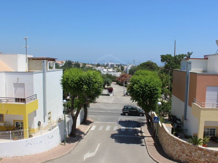 Image No.48-4 Bed House for sale