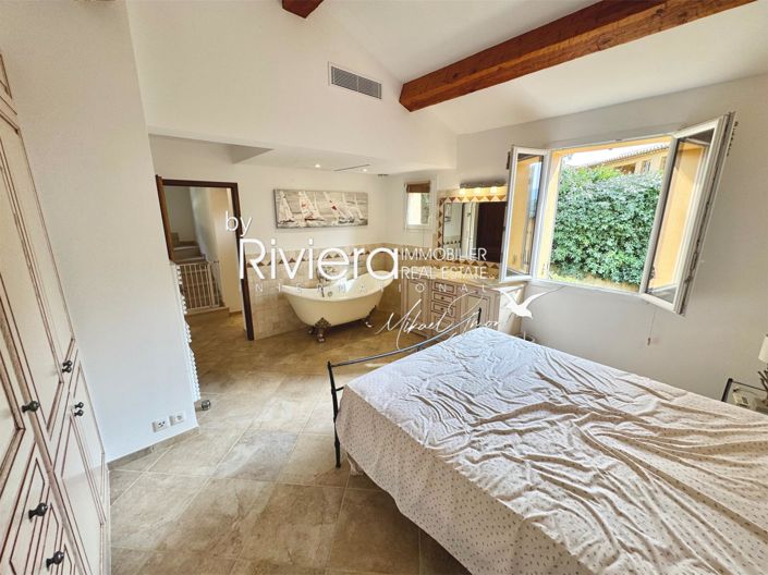 Image No.15-4 Bed House for sale