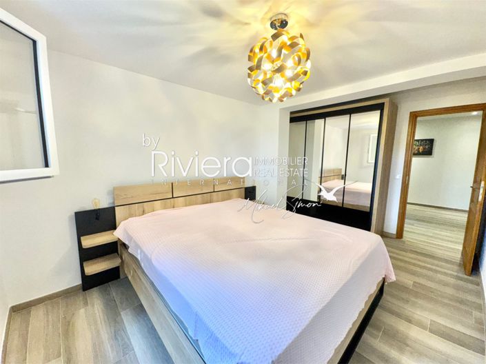 Image No.24-4 Bed House for sale