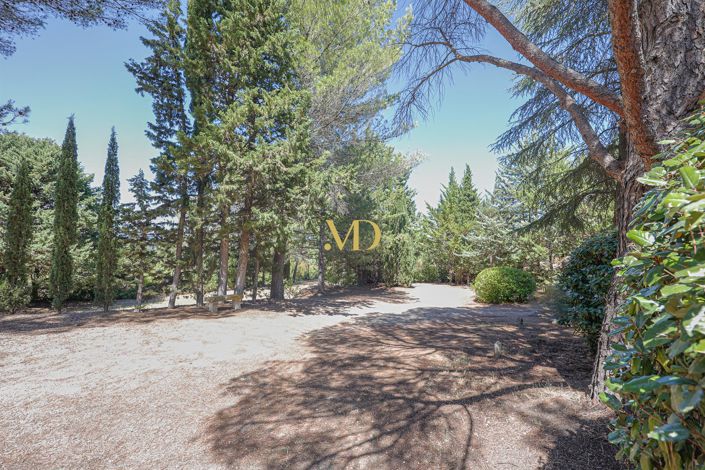 Image No.12-4 Bed House for sale