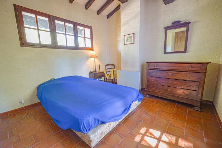 Image No.23-4 Bed House for sale