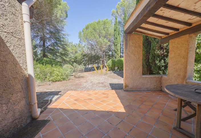 Image No.25-4 Bed House for sale