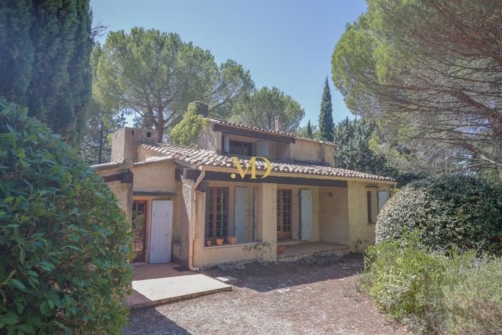 Image No.6-4 Bed House for sale