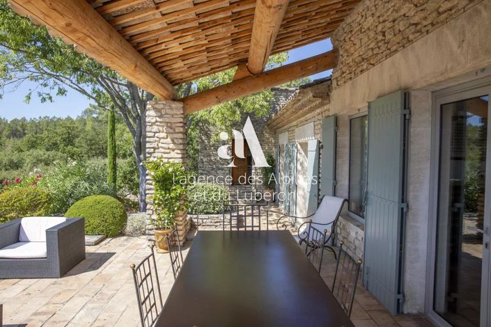 Image No.19-5 Bed House for sale