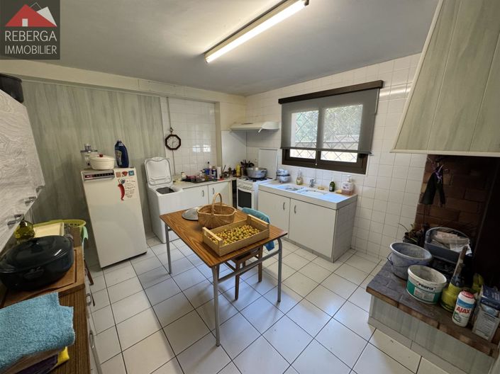 Image No.22-4 Bed House for sale