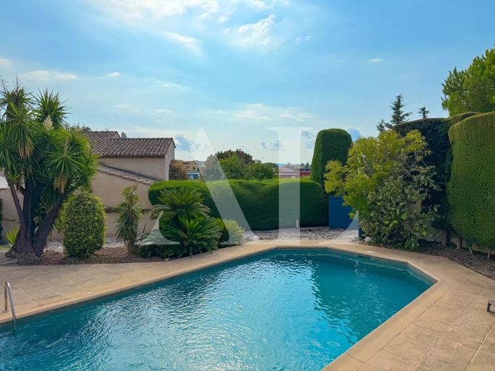 Image No.12-5 Bed House for sale