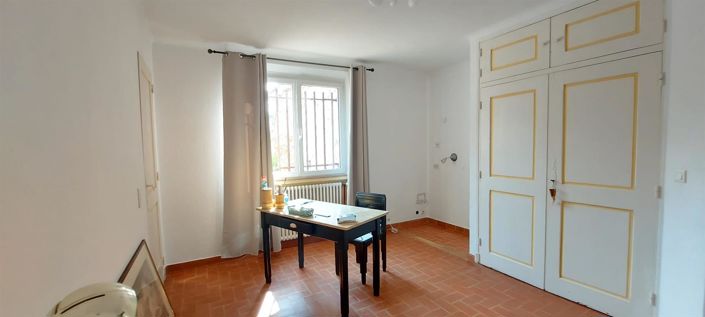 Image No.15-4 Bed House for sale