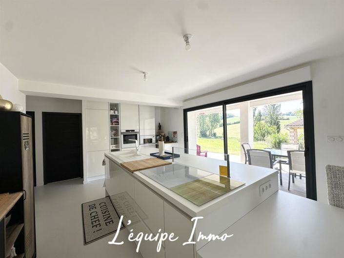 Image No.4-4 Bed House for sale