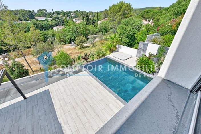 Image No.2-5 Bed House for sale