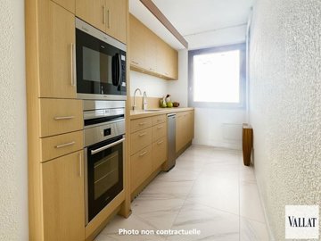 ahipbo47b38ni9x76