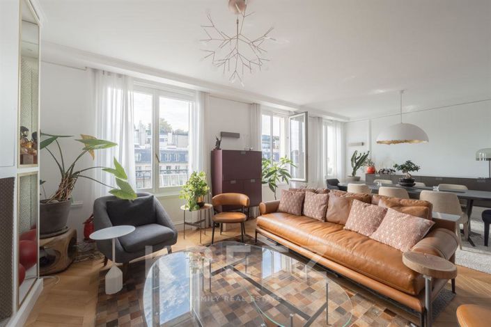 Image No.8-3 Bed Apartment for sale