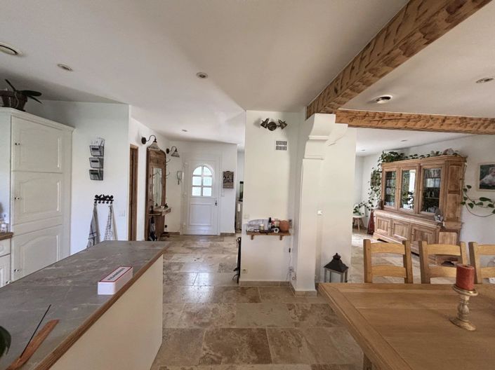 Image No.19-3 Bed House for sale