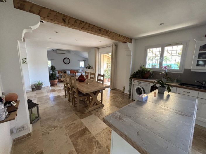 Image No.21-3 Bed House for sale