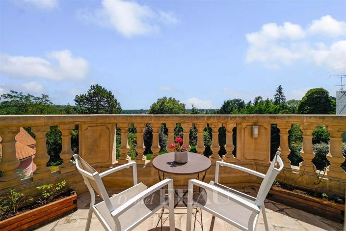 Image No.10-5 Bed House for sale