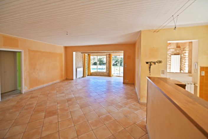 Image No.6-3 Bed House for sale