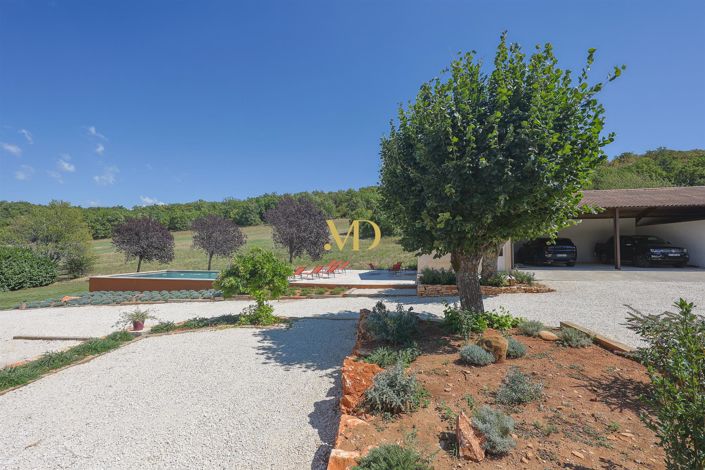 Image No.21-Maison de 5 chambres à vendre à Simiane-la-Rotonde