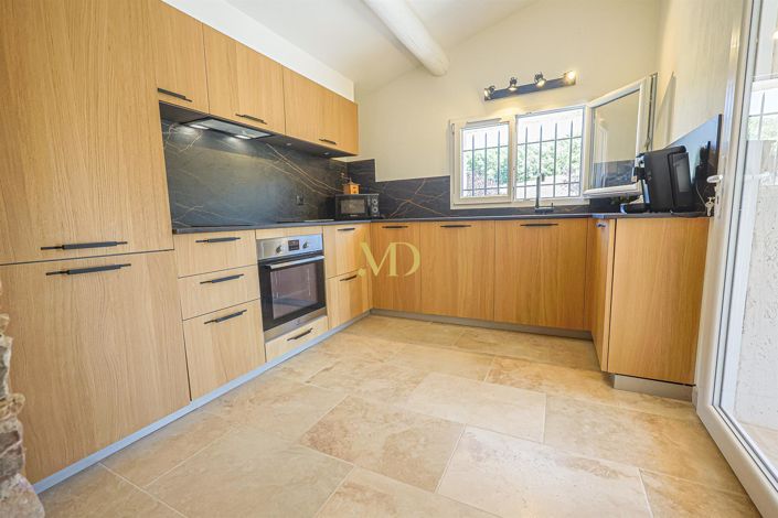 Image No.32-5 Bed House for sale