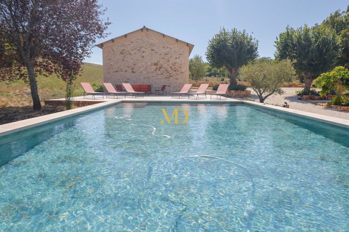 Image No.7-Maison de 5 chambres à vendre à Simiane-la-Rotonde