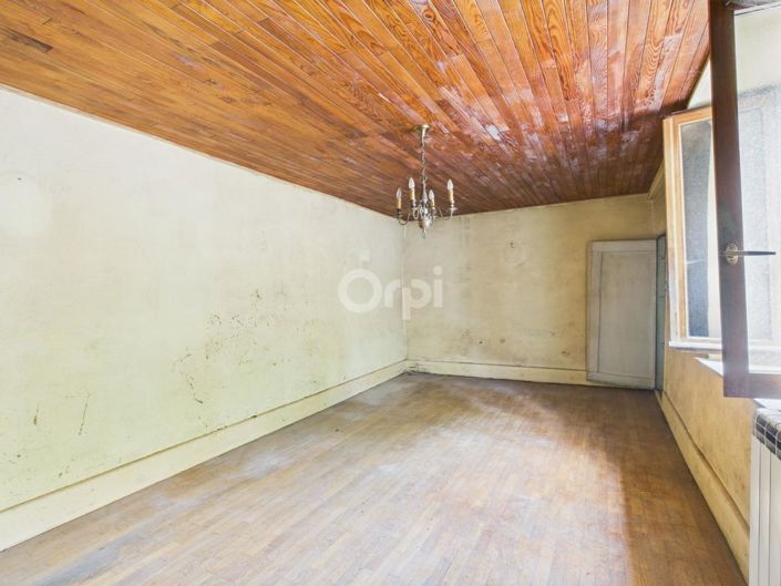 Image No.5-2 Bed House for sale