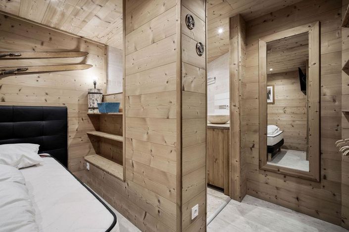 Image No.13-6 Bed Apartment for sale