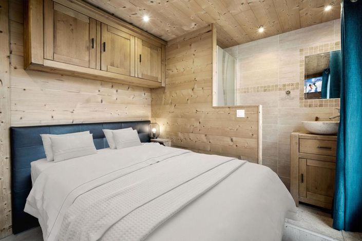 Image No.14-6 Bed Apartment for sale