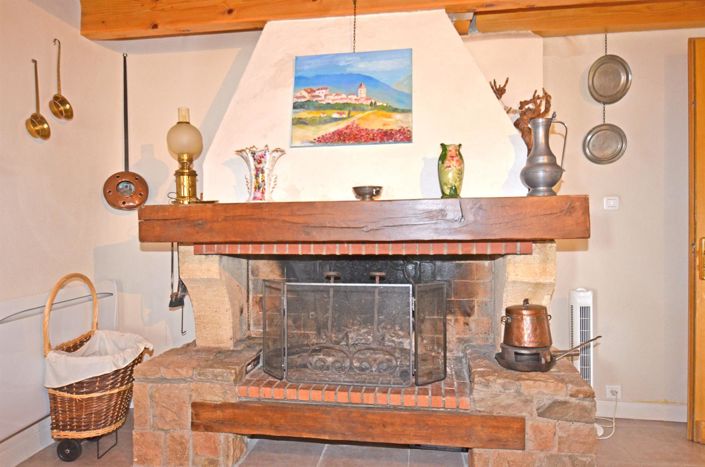 Image No.10-3 Bed House for sale