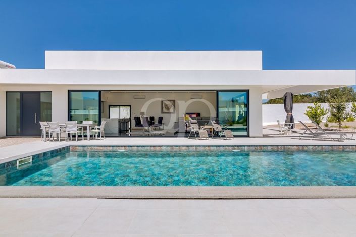 Image No.33-4 Bed House for sale