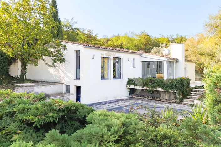 Image No.4-5 Bed House for sale