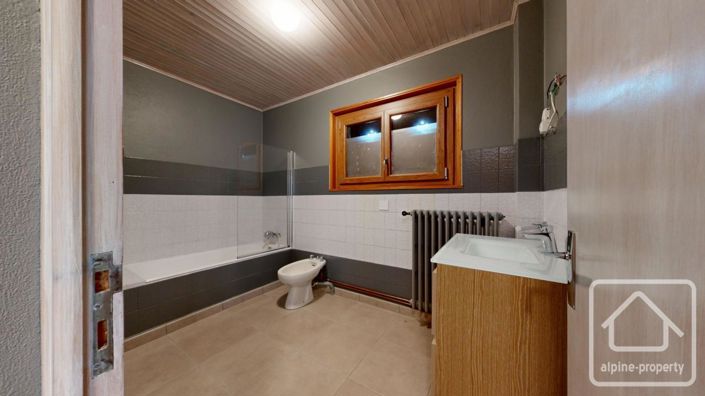 Image No.15-House for sale