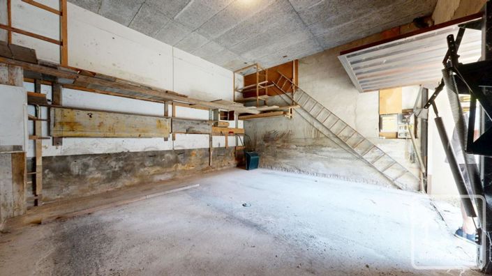 Image No.28-House for sale