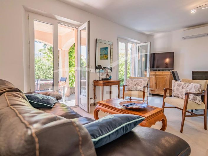 Image No.3-Maison de 3 chambres à vendre à Sainte-Maxime