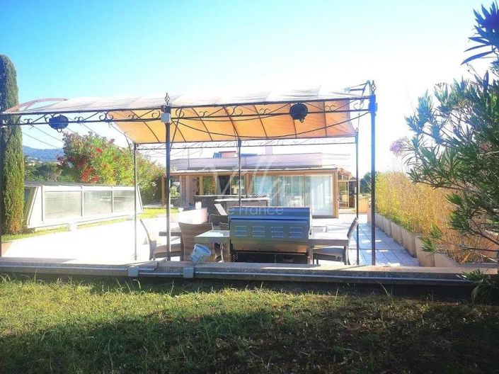 Image No.10-3 Bed Apartment for sale