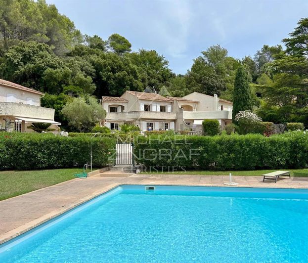 Image No.1-3 Bed House for sale