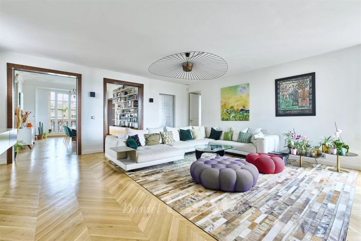 Image No.1-4 Bed Apartment for sale