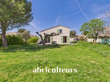 1 - Lambesc, Maison