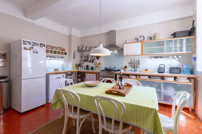 Image No.13-6 Bed House for sale