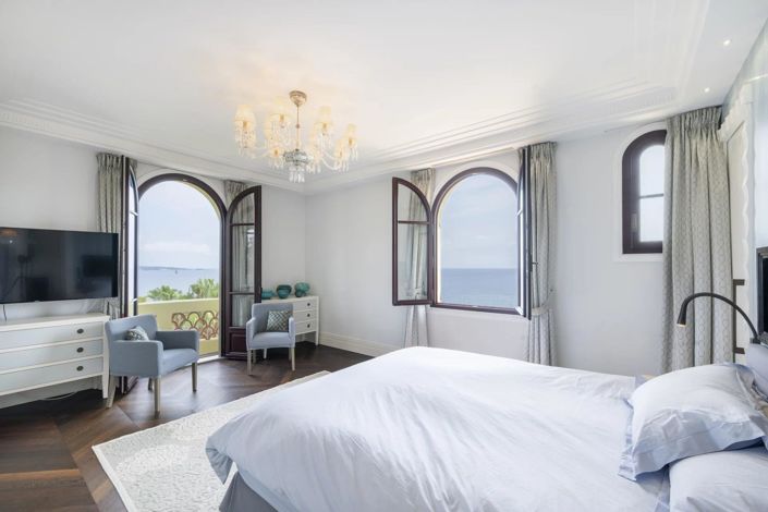 Image No.10-4 Bed House for sale