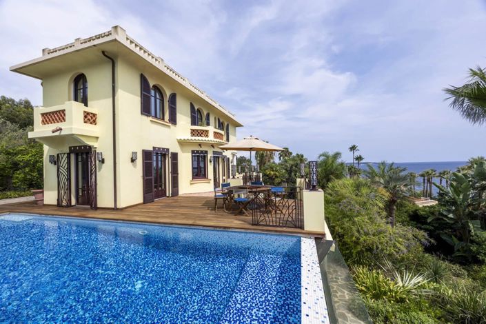 Image No.25-4 Bed House for sale