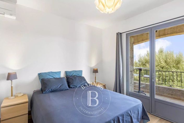 Image No.14-7 Bed House for sale