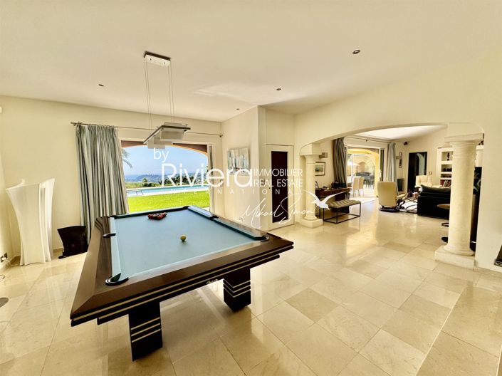 Image No.10-6 Bed House for sale