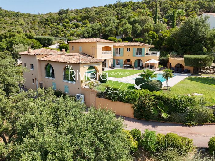 Image No.3-6 Bed House for sale